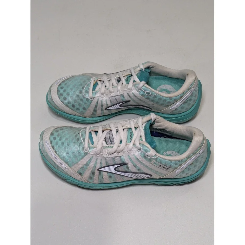 Brooks Women's Pure Connect 4 Running Shoes, 7 B